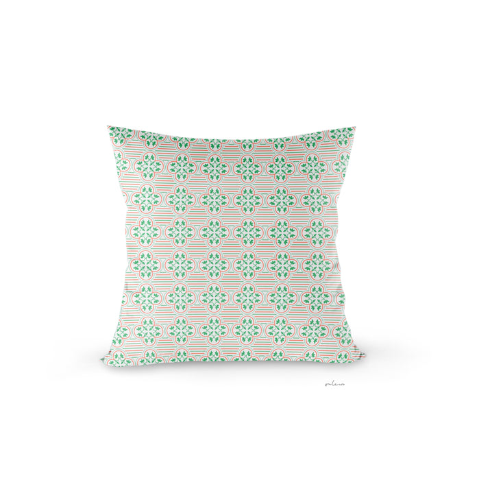 「ペラナカンタイル」