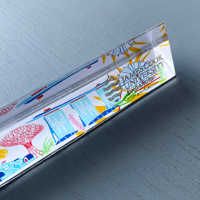 'SPECTACULAR SINGAPORE' Crystal Prism